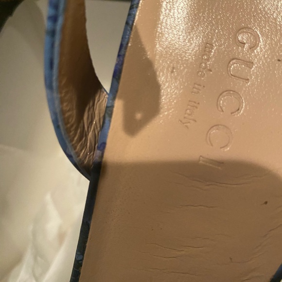 🎁 BLACK FRIDAY SALE 🎁Authentic Gucci Blue Floral Block Heel - Picture 10 of 11